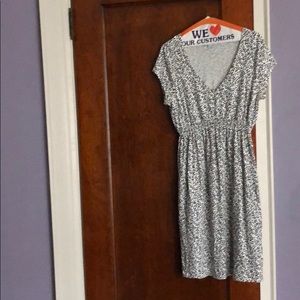 Boden deep V dress 10L